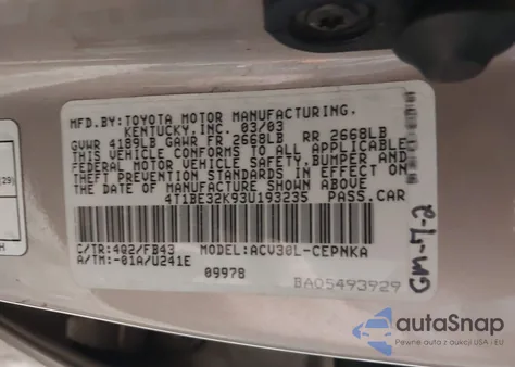 2003 Toyota Camry Le z USA, uszkodzony, nr VIN 4T1BE32K93U193235